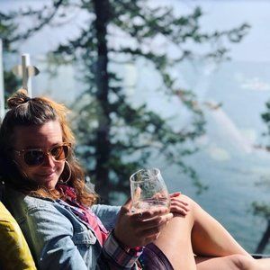 Meet your Posher, Bronte alice